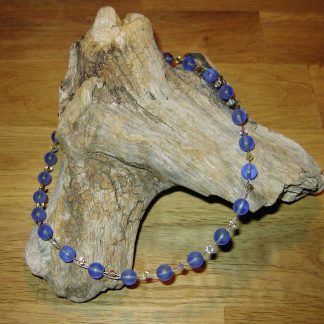 Perlenkette, ca. 40 cm lang, Karabiner, aus Swarovski- und Glasperlen, blau