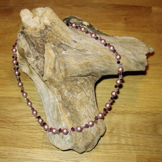 Perlenkette, ca. 45 cm lang, Karabiner, Swarovskiperlen, rosa lila