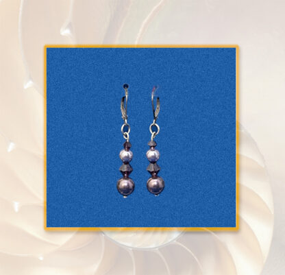 Ohrringe Swarovski Perlen silberfarben lila Klappbrisur